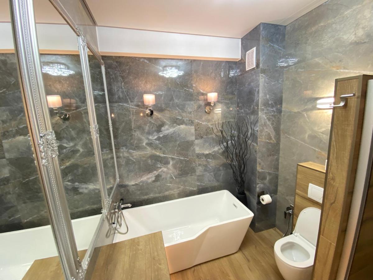 Rentnow Modern Lux Apartment In Centre Chisinau Ngoại thất bức ảnh