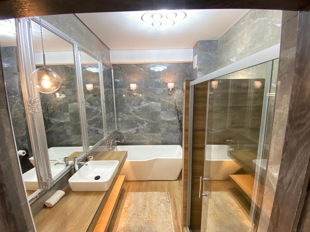 Rentnow Modern Lux Apartment In Centre Chisinau Ngoại thất bức ảnh