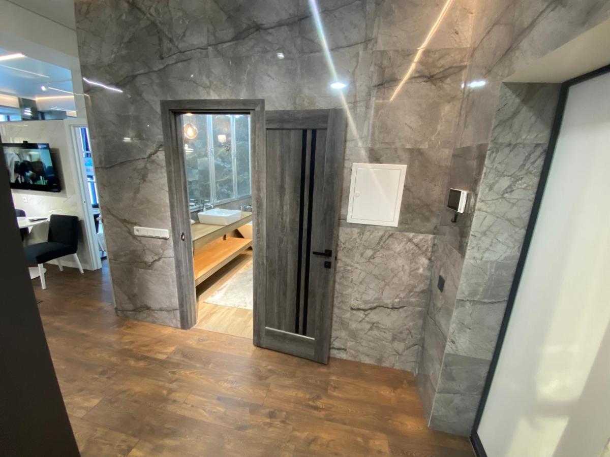 Rentnow Modern Lux Apartment In Centre Chisinau Ngoại thất bức ảnh