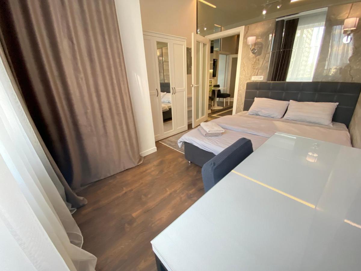 Rentnow Modern Lux Apartment In Centre Chisinau Ngoại thất bức ảnh