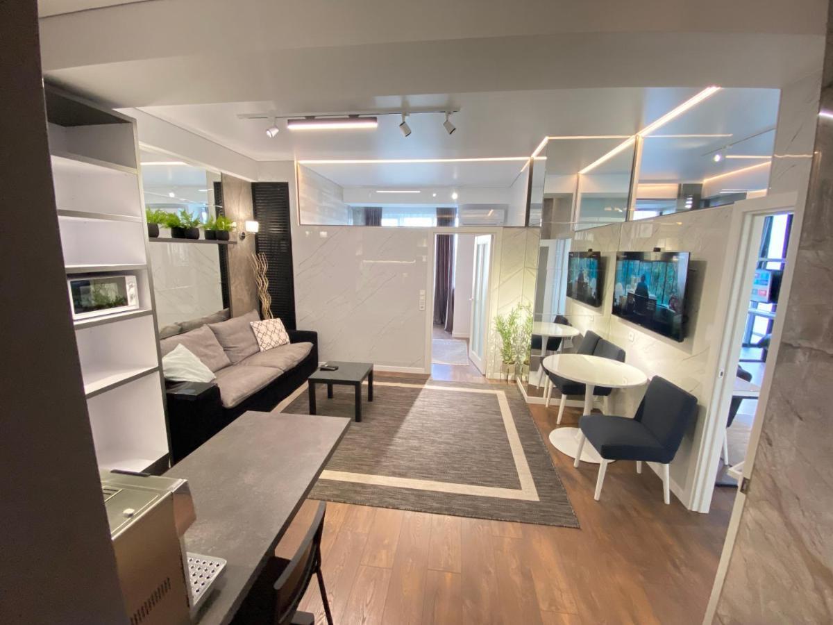 Rentnow Modern Lux Apartment In Centre Chisinau Ngoại thất bức ảnh
