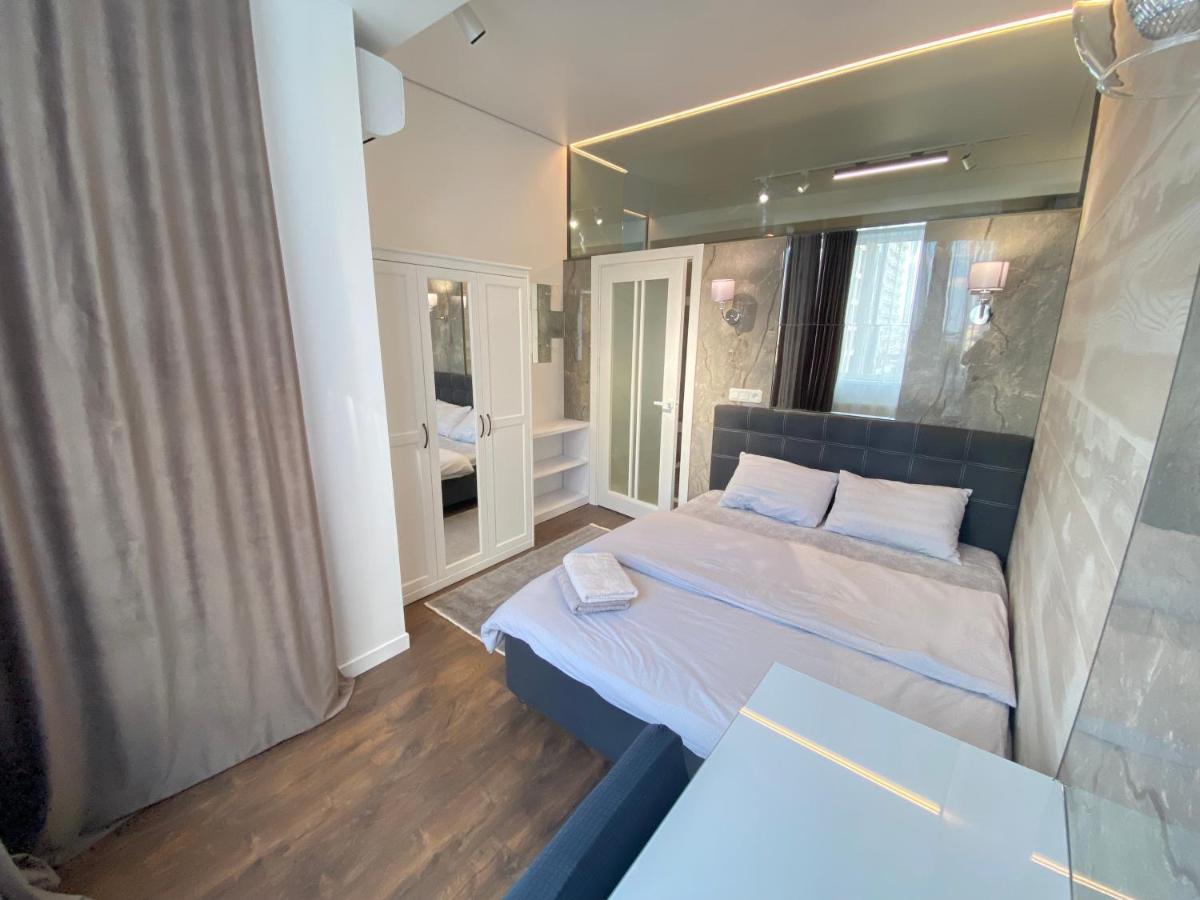 Rentnow Modern Lux Apartment In Centre Chisinau Ngoại thất bức ảnh