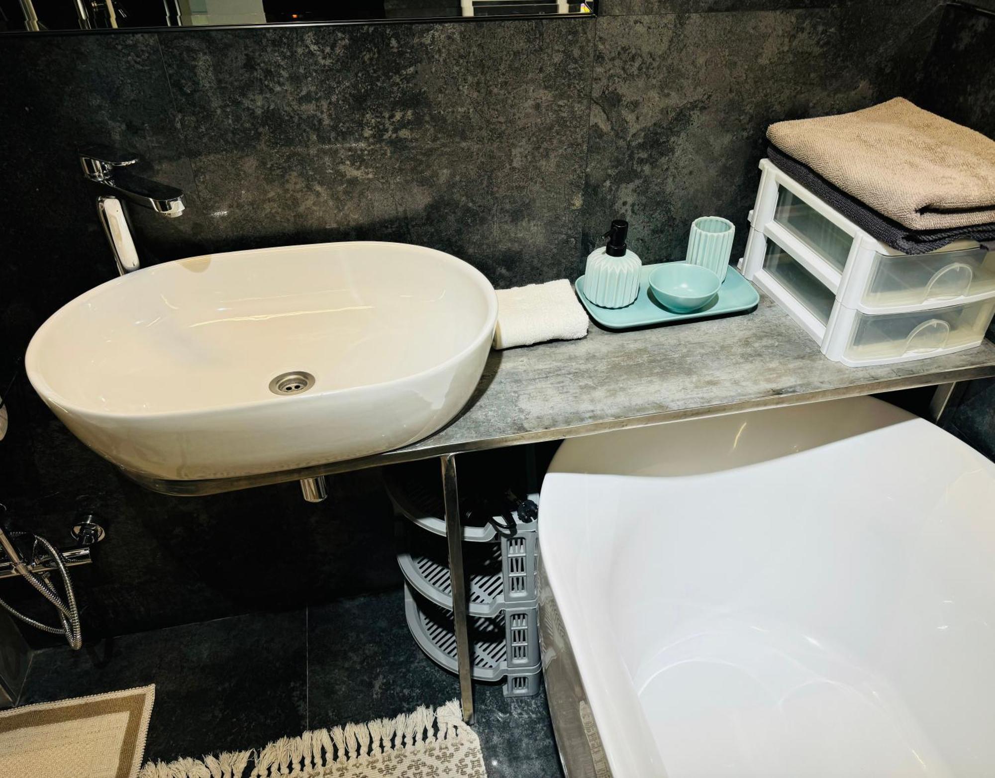 Rentnow Modern Lux Apartment In Centre Chisinau Ngoại thất bức ảnh